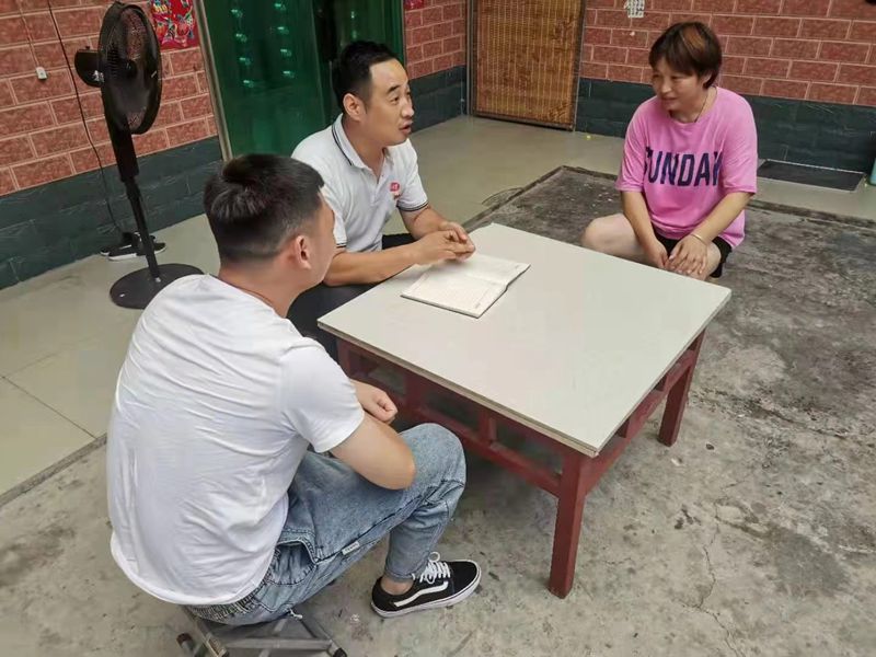 博農(nóng)乳業(yè)黨支部扎實開展“入戶訪民情、我來辦實事”活動